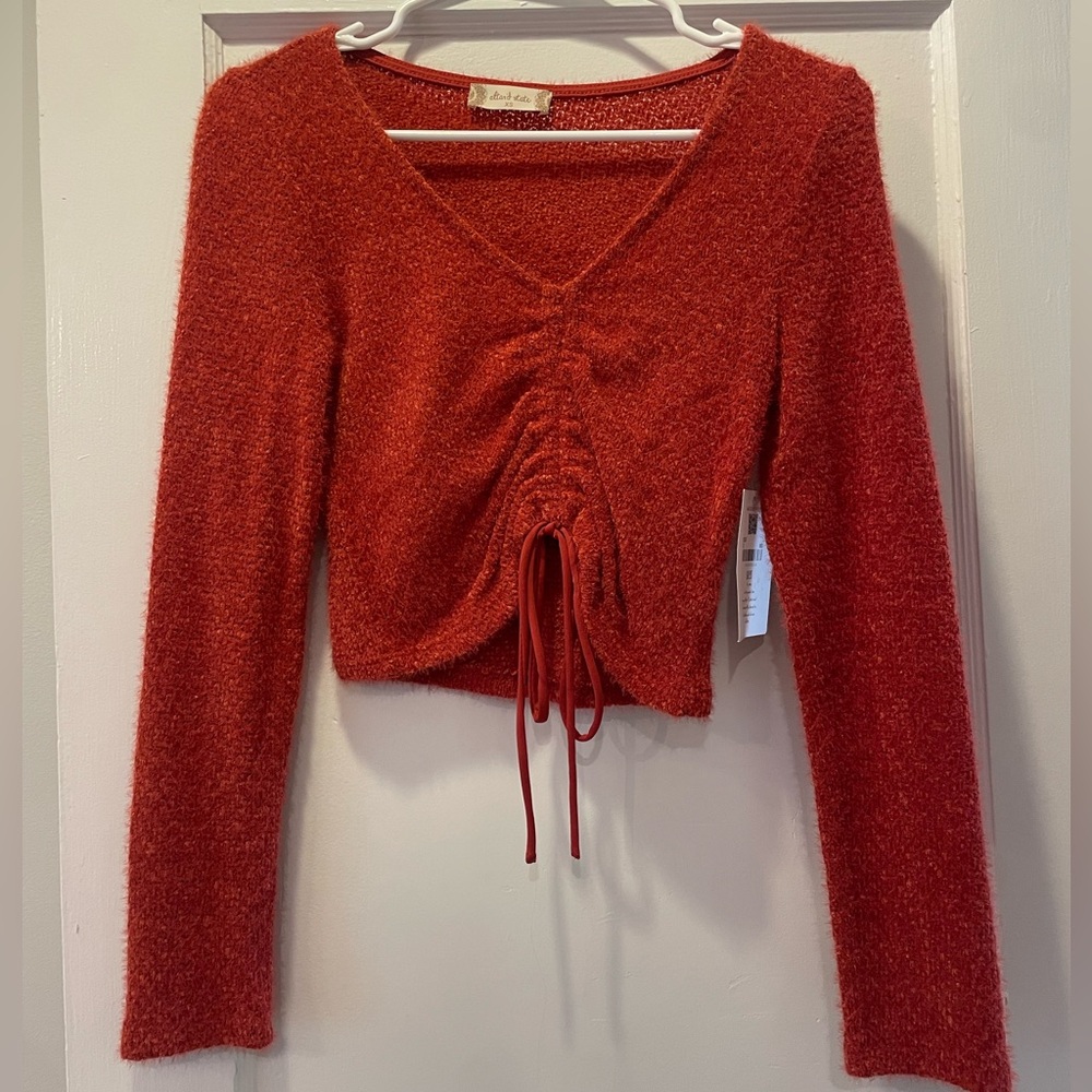 Alter’d State red scrunch v-neck fuzzy sweater. size xs